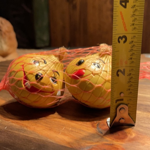 GIFTCO SMILING ONION S&P Shakers - Picture 7 of 7